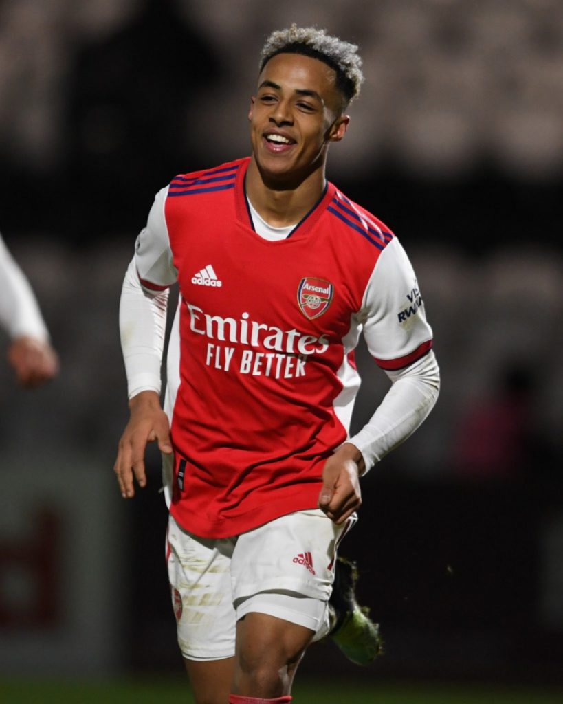 Future Arsenal star scores another top goal against Chelsea 5 Omari Hutchinson after scoring for the Arsenal u23s (Photo via Arsenal Academy on Twitter)