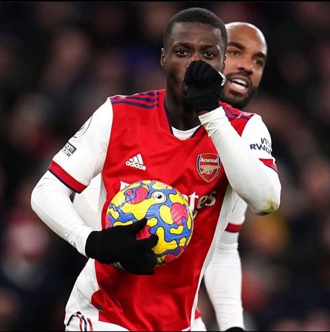 Nicolas Pepe dedicating his celebration to his new-born baby (Photo via Pepe on Instagram)