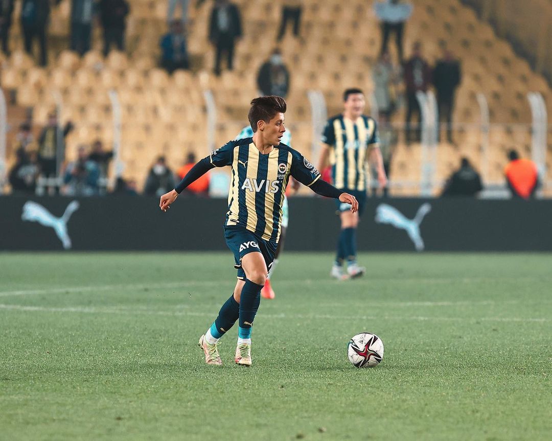 Arda Guler with Fenerbahce (Photo via Guler on Instagram)