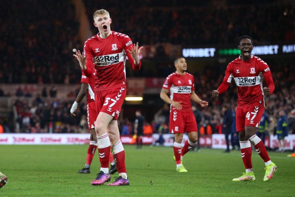 Folarin Balogun (r) celebrates with Middlesbrough (Photo via Boro on Twitter)