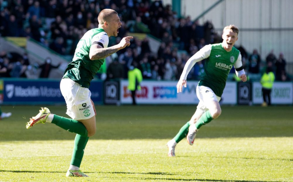 Harry Clarke celebrates a goal for Hibernian FC (Photo via Hibs on Twitter)