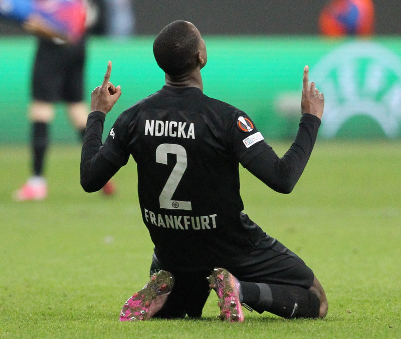 Frankfurt's French defender Evan N'Dicka celebrates after winning the UEFA Europa League Last 16, 2nd-leg football match Eintracht Frankfurt v Real Betis in Frankfurt, western Germany, on March 17, 2022. (Photo by Daniel ROLAND / AFP)