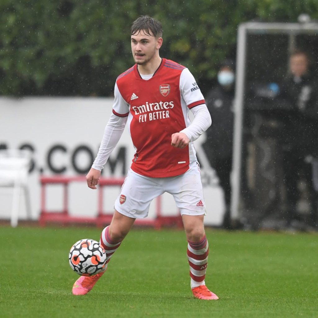 3 out of contract Arsenal youngsters set to extend deals 2 Billy Vigar with the Arsenal u18s (Photo via Vigar on Instagram)
