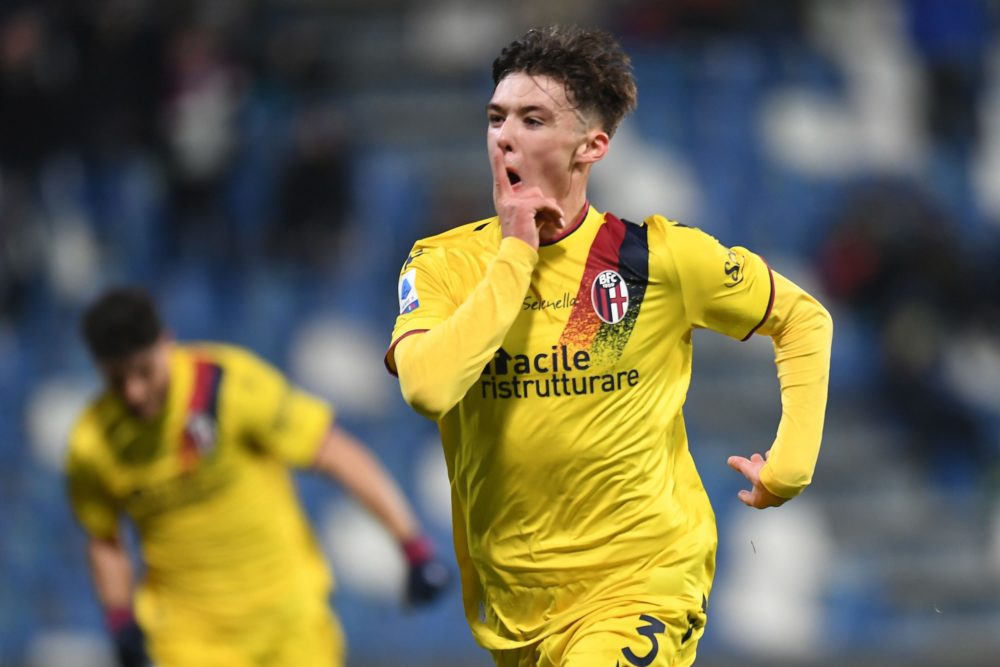 REGGIO NELL'EMILIA, ITALY: Aaron Hickey of Bologna FC celebrates after scoring his team second goal during the Serie A match between US Sassuolo an...