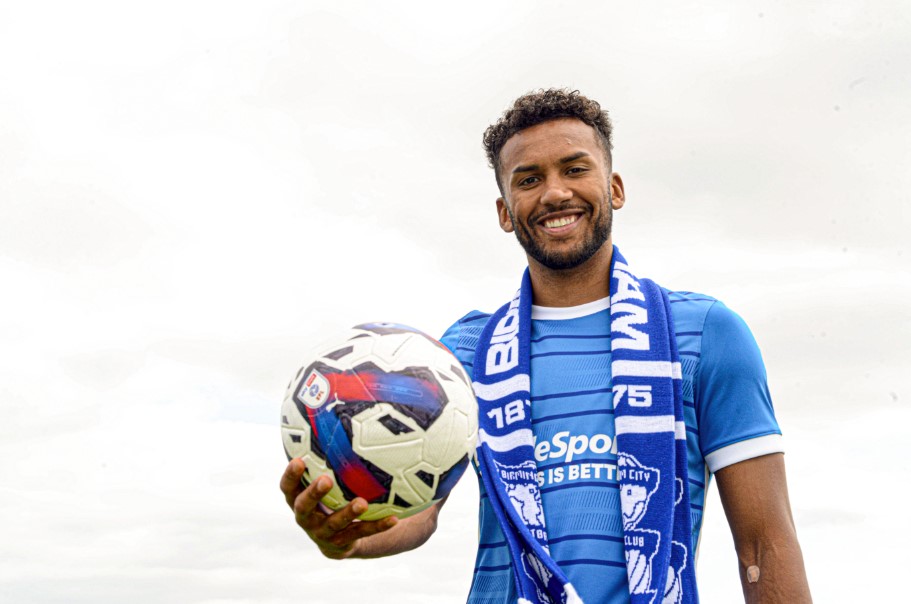 Auston Trusty after signing for Birmingham City (Photo via bcfc.com)