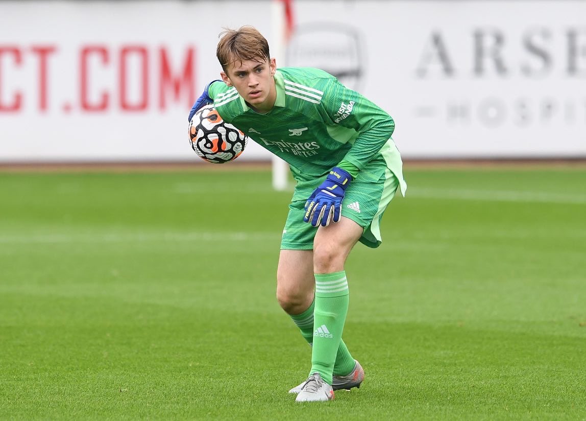 Remy Mitchell playing for the Arsenal academy (Photo via Mitchell on Twitter)