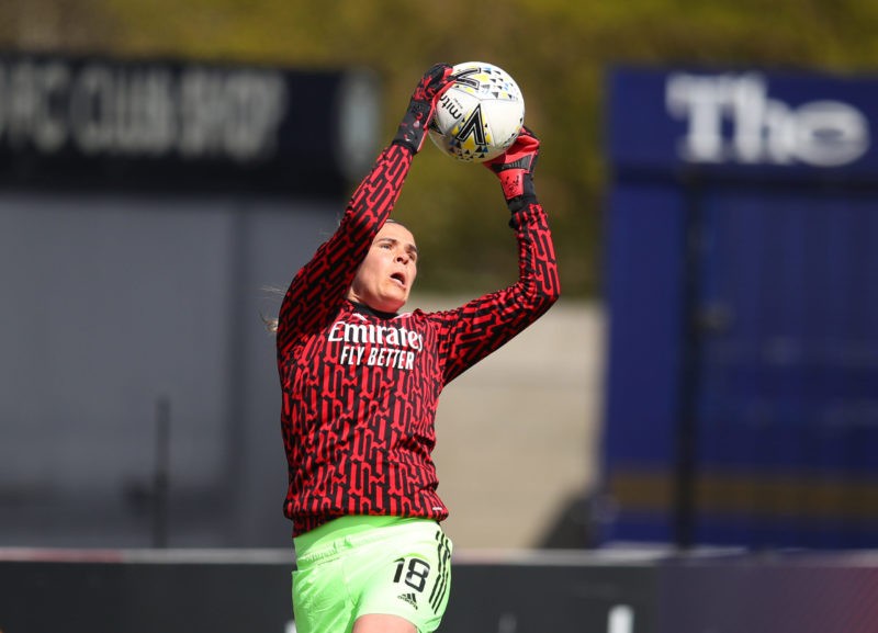 BOREHAMWOOD, ENGLAND - APRIL 18: Lydia Williams of Arsenal warms up ahead of the Vitality Women's FA Cup Fourth Round match between Arsenal Women a...