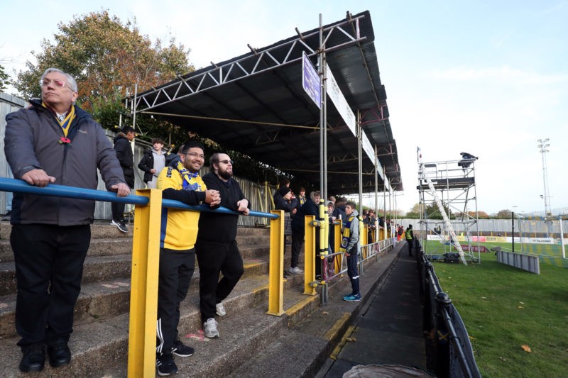 ST ALBANS, ENGLAND - NOVEMBER 07: St Albans fans look on prior to the Emirates FA Cup First Round match between St Albans City and Forest Green Rovers at Clarence Park on November 07, 2021 in St Albans, England. (Photo by Alex Morton/Getty Images)