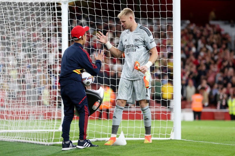 LONDON, ENGLAND - AUGUST 31: Aaron Ramsdale of Arsenal shakes hands with a ball boy after the final whistle of the Premier League match between Arsenal FC and Aston Villa at Emirates Stadium on August 31, 2022 in London, England. (Photo by Catherine Ivill/Getty Images)