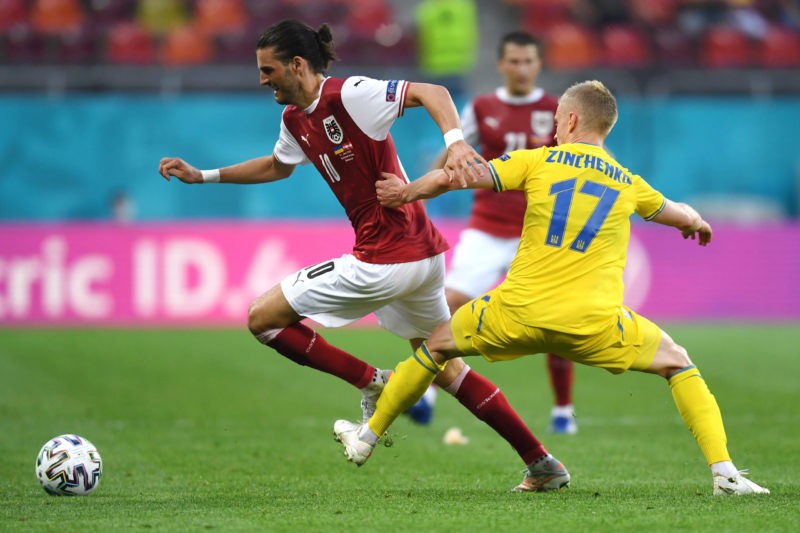 Arsenal rejected free 27yo midfielder who signed for Ajax 2 BUCHAREST, ROMANIA - JUNE 21: Florian Grillitsch of Austria runs with the ball whilst under pressure from Oleksandr Zinchenko of Ukraine during the UEFA Euro 2020 Championship Group C match between Ukraine and Austria at National Arena on June 21, 2021 in Bucharest, Romania. (Photo by Daniel Mihailescu - Pool/Getty Images)