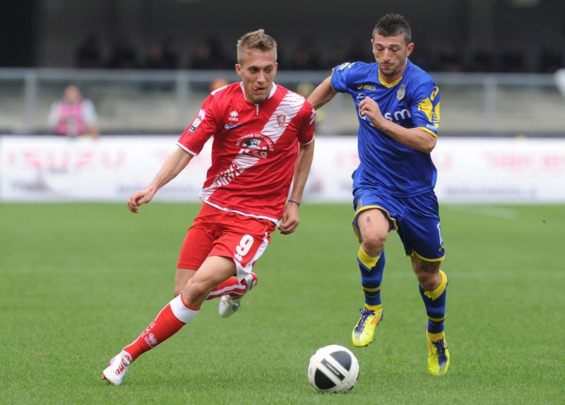 Arsenal prodigy turns to coaching after retirement 4 VERONA, ITALY - OCTOBER 14: Arturo Lupoli of Grosseto competes for the ball with Alessandro Carrozza (R) of Hellas Verona during the Serie B match between Hellas Verona FC and US Grosseto at Stadio Marc'Antonio Bentegodi on October 14, 2012 in Verona, Italy. (Photo by Dino Panato/Getty Images)