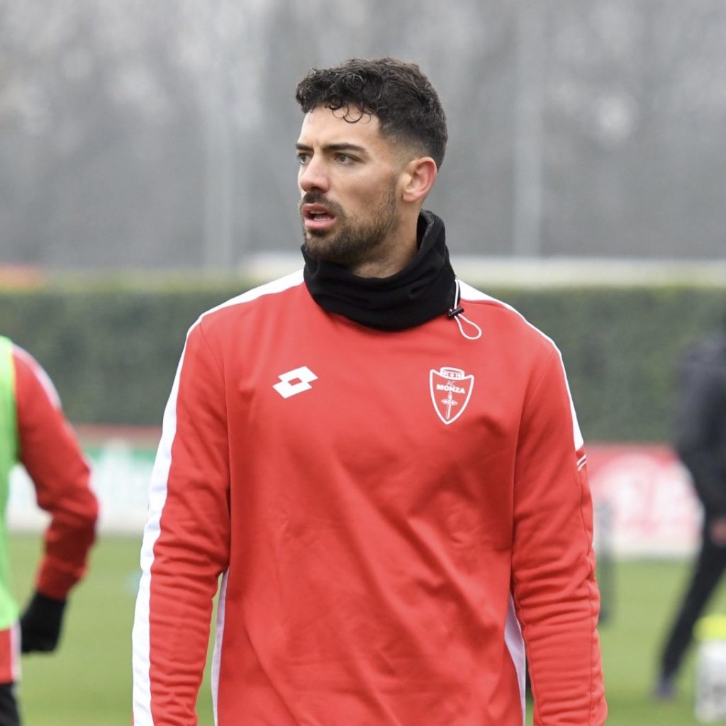 Pablo Mari in training with AC Monza (Photo via Mari on Twitter)