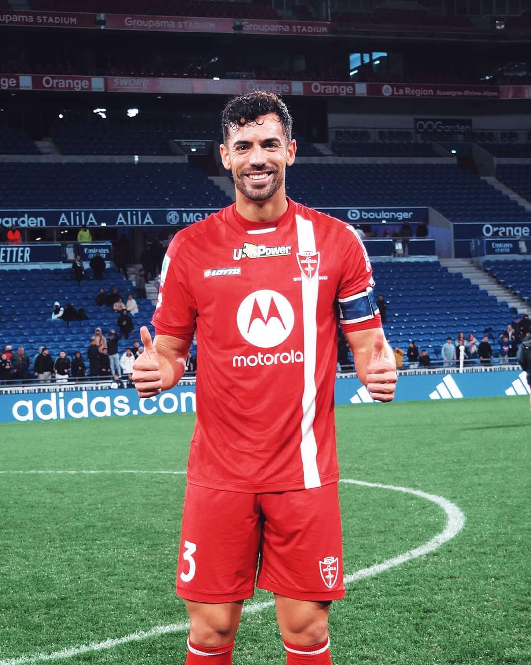Pablo Mari back on the pitch with AC Monza (Photo via Monza on Twitter)