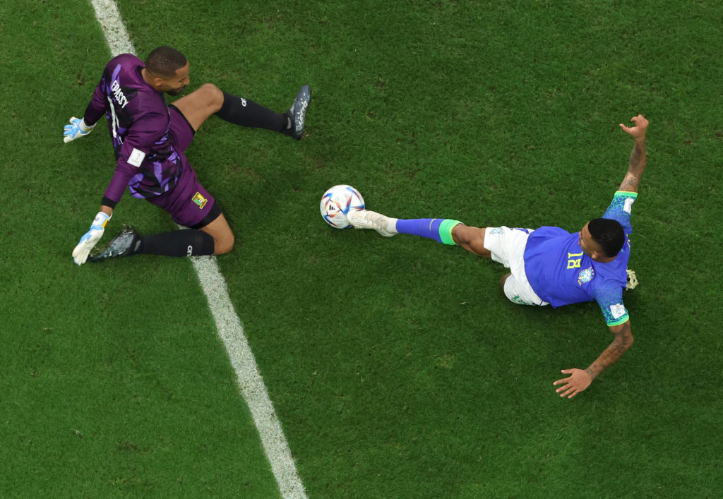 Gabriel Jesus out of World Cup with knee injury 3 LUSAIL CITY, QATAR: Devis Epassy of Cameroon saves from Gabriel Jesus of Brazil during the FIFA World Cup Qatar 2022 Group G match between Cameroon and Brazil at Lusail Stadium on December 02, 2022. (Photo by Catherine Ivill/Getty Images)