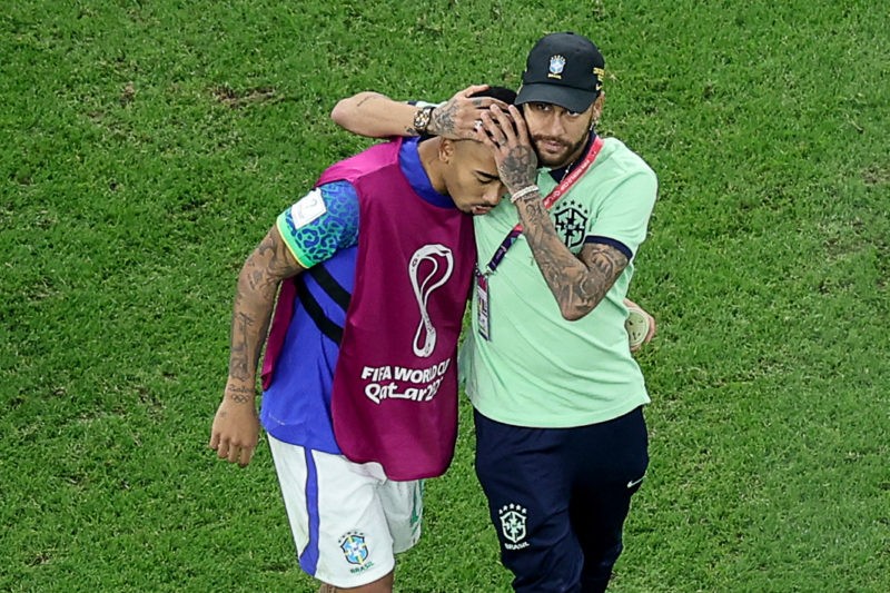 Gabriel Jesus injury possibly worse than feared 2 Brazil's forward #10 Neymar (R) congratulates Brazil's forward #18 Gabriel Jesus at the end of the Qatar 2022 World Cup Group G football match between Cameroon and Brazil at the Lusail Stadium in Lusail, north of Doha on December 2, 2022. - Brazil's is qualified for the round of 16 even after loosing against Cameroon 0 - 1. (Photo by GIUSEPPE CACACE/AFP via Getty Images)