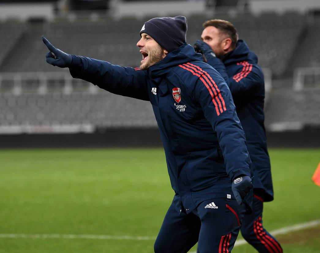 Jack Wilshere coaching the Arsenal u18s (Photo via Arsenal.com)