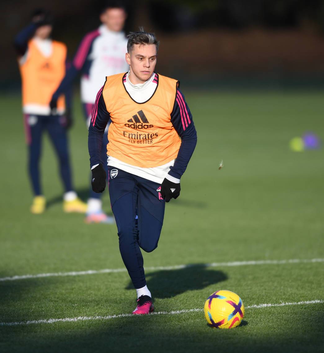 Leandro Trossard in training for Arsenal (Photo via Arsenal.com)