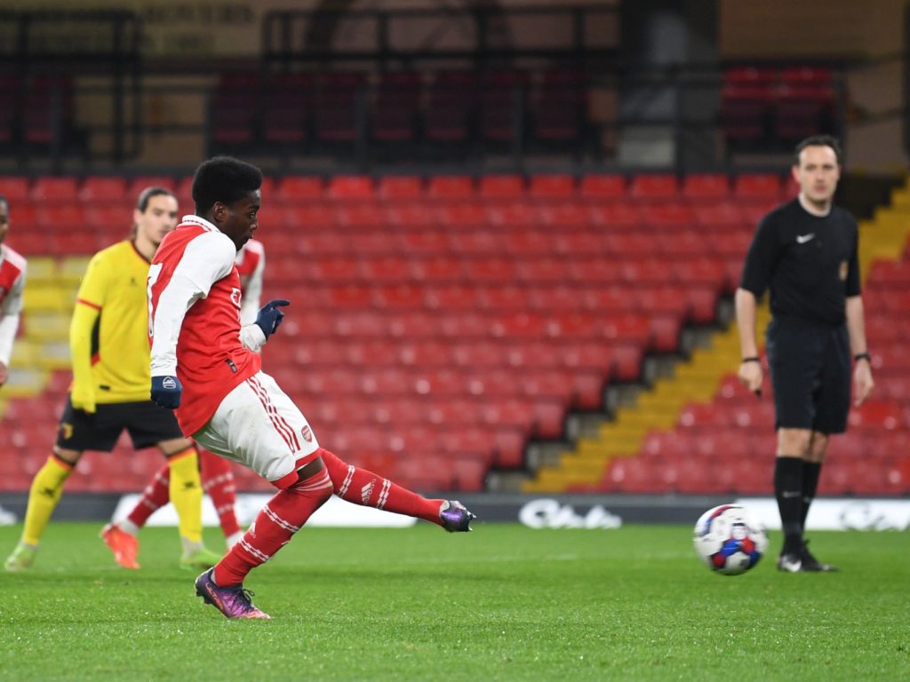 Amario Cozier-Duberry scoring for the Arsenal u18s (Photo via Arsenal Academy on Twitter)