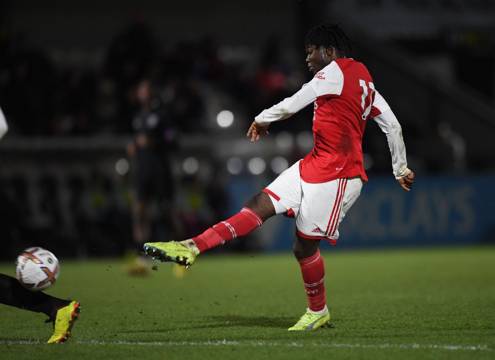 Joel Ideho scores for the Arsenal u21s (Photo via Arsenal Academy on Twitter)