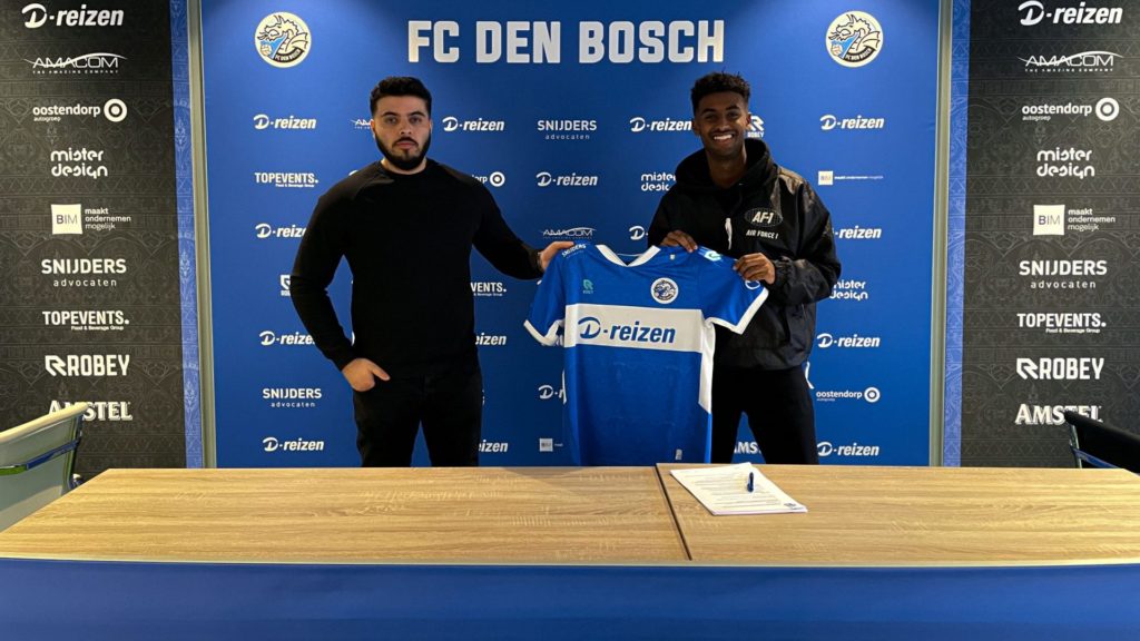 Long-term injured Arsenal midfielder eased back in 4 Yousuf Sajjad and Gedion Zelalem with FC Den Bosch (Photo via Den Bosch)