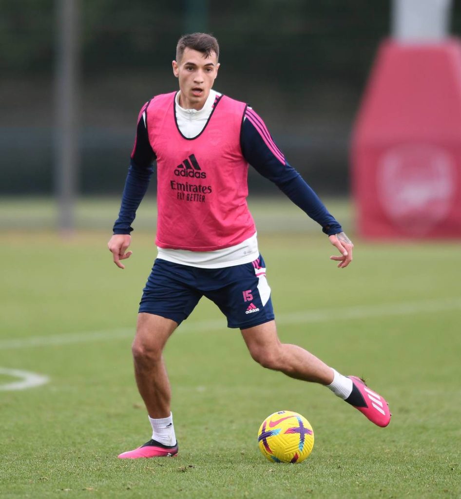 Jakub Kiwior in training with Arsenal (Photo via Arsenal.com)
