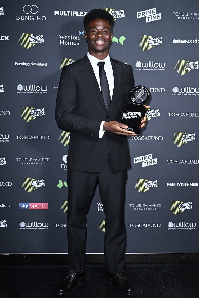 Latest on Bukayo Saka's imminent new contract 3 Bukayo Saka with the Young Player of the Year award at the London Football Awards for 2023 (Photo via TheLFAOfficial)