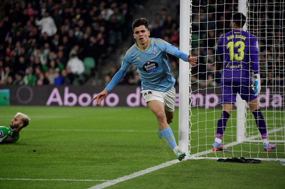 £34m midfielder wanted Arsenal move but signs for Al Ahli 3 Celta Vigo's Spanish midfielder Gabriel Veiga celebrates scoring his team's third goal during the Spanish league football match between Real Betis and RC Celta de Vigo, at the Benito Villamarin stadium in Seville, on February 4, 2023. (Photo by CRISTINA QUICLER/AFP via Getty Images)