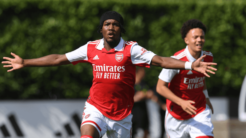 Omari Benjamin celebrates a goal for the Arsenal u18s (Photo via Arsenal.com)