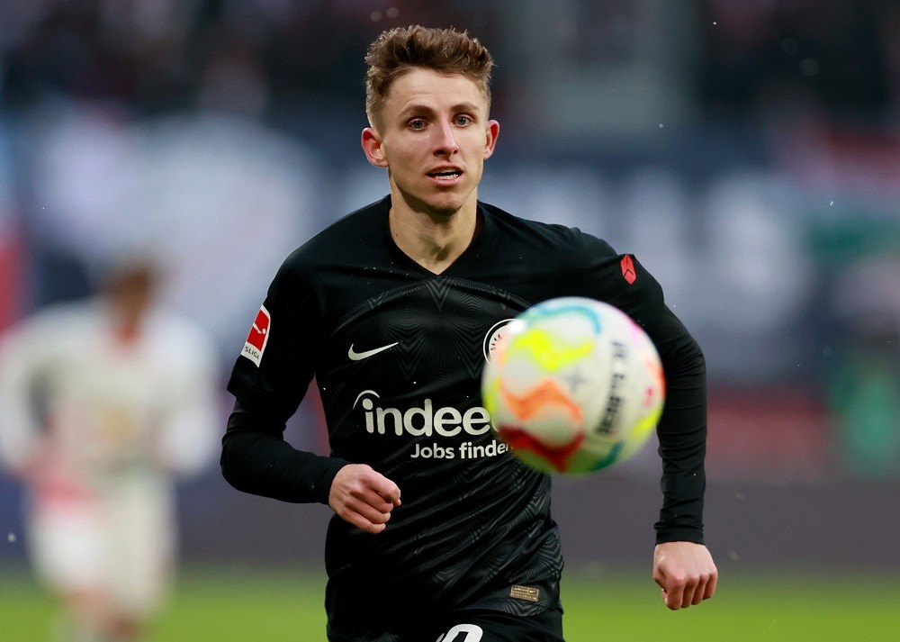 LEIPZIG, GERMANY: Jesper Lindstrom of Eintracht Frankfurt controls the ballduring the Bundesliga match between RB Leipzig and Eintracht Frankfurt a...