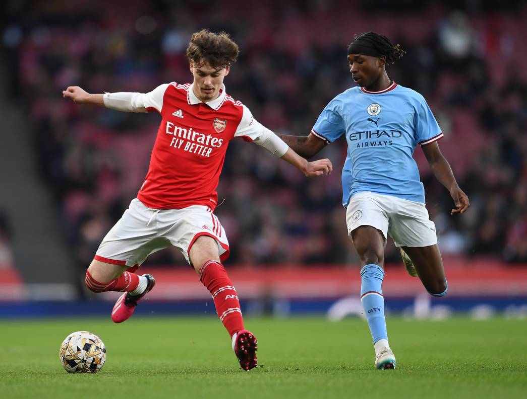Michal Rosiak playing for the Arsenal u18s (Photo via Arsenal.com)