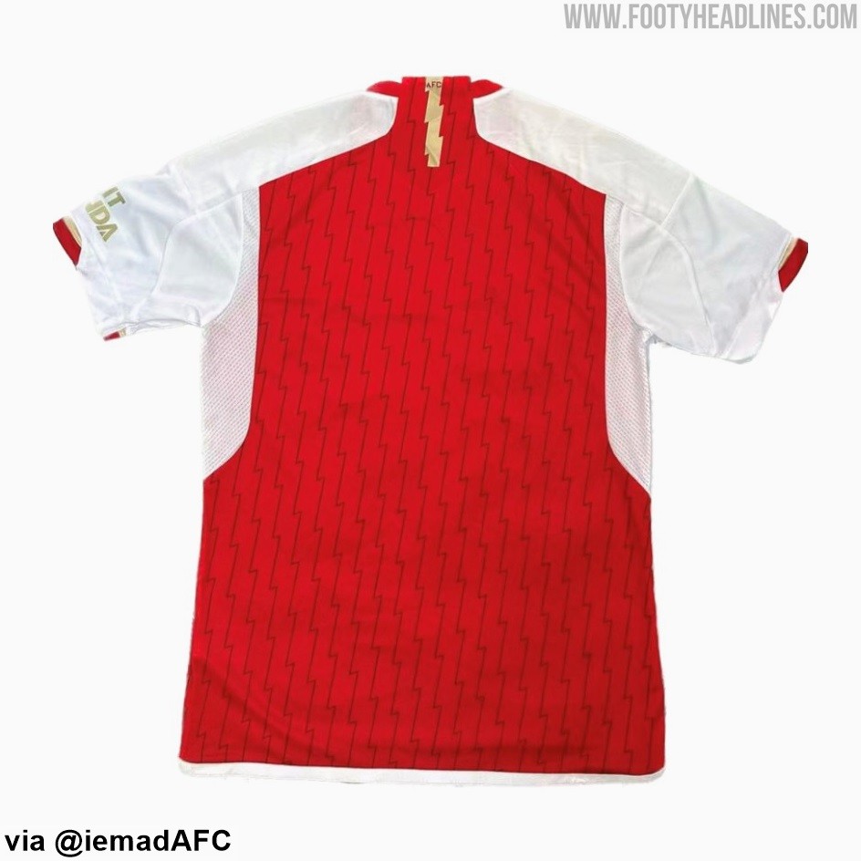 Leaked photo of the Arsenal 2023/24 Home Kit (Photo via Footy Headlines)