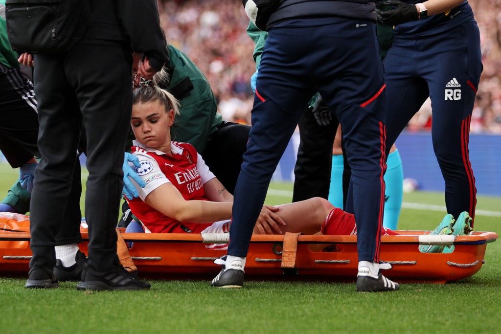 Arsenal 26yo joins Man City on 2-year deal 3 LONDON, ENGLAND - MAY 01: Laura Wienroither of Arsenal leaves the field on a stretcher after receiving medical treatment during the UEFA Women's Champions League semi-final 2nd leg match between Arsenal and VfL Wolfsburg at Emirates Stadium on May 01, 2023 in London, England. (Photo by Richard Heathcote/Getty Images)