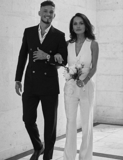 ben white gets married to milly adams