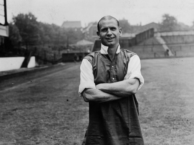 4th September 1946: Arsenal Football Club's prolific goal scorer, Cliff Bastin. (Photo by Harrison /Topical Press Agency/Getty Images)