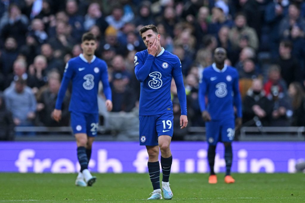 Mason Mount agrees personal terms with Manchester United 3 Arsenal transfers - Chelsea's English midfielder Mason Mount (C) reacts after they concede their second goal during the English Premier League football match between Tottenham Hotspur and Chelsea at Tottenham Hotspur Stadium in London, on February 26, 2023.(Photo by JUSTIN TALLIS/AFP via Getty Images)