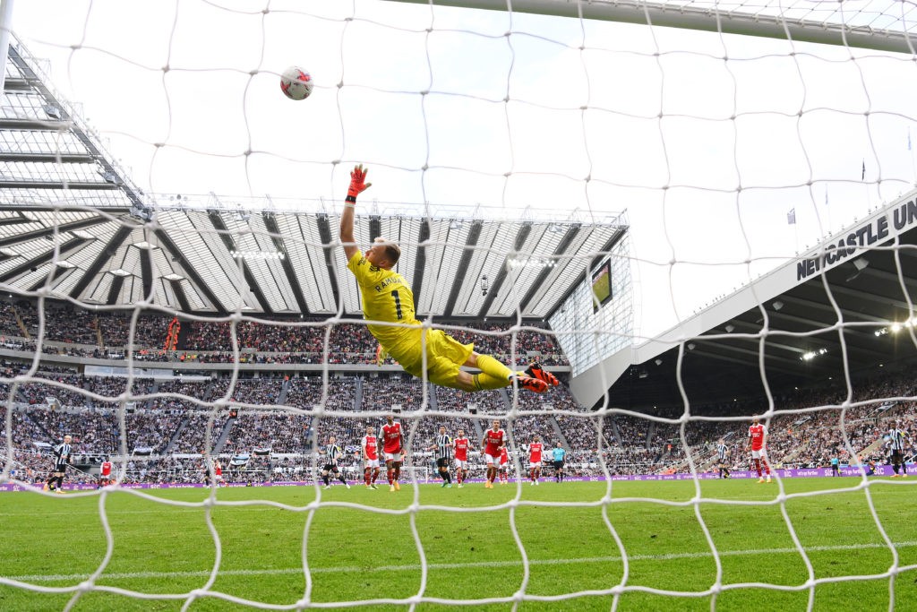 NEWCASTLE UPON TYNE, ENGLAND - MAY 07: Aaron Ramsdale of Arsenal makes a save during the Premier League match between Newcastle United and Arsenal FC at St. James Park on May 07, 2023 in Newcastle upon Tyne, England. (Photo by Stu Forster/Getty Images)NEWCASTLE UPON TYNE, ENGLAND - MAY 07: Aaron Ramsdale of Arsenal makes a save during the Premier League match between Newcastle United and Arsenal FC at St. James Park on May 07, 2023 in Newcastle upon Tyne, England. (Photo by Stu Forster/Getty Images)