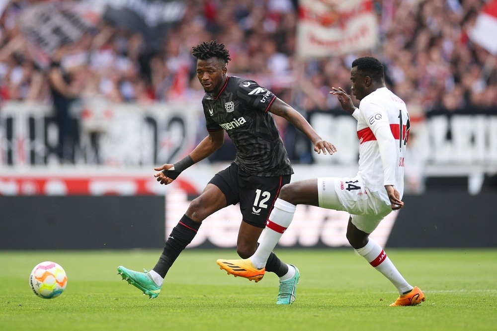 Arsenal scout 3rd Bayer Leverkusen player 3 STUTTGART, GERMANY: Edmond Tapsoba of Bayer 04 Leverkusen and Silas Katompa Mvumpa of VfB Stuttgart battle for possession during the Bundesliga match between VfB Stuttgart and Bayer 04 Leverkusen at Mercedes-Benz Arena on May 14, 2023. (Photo by Adam Pretty/Getty Images)