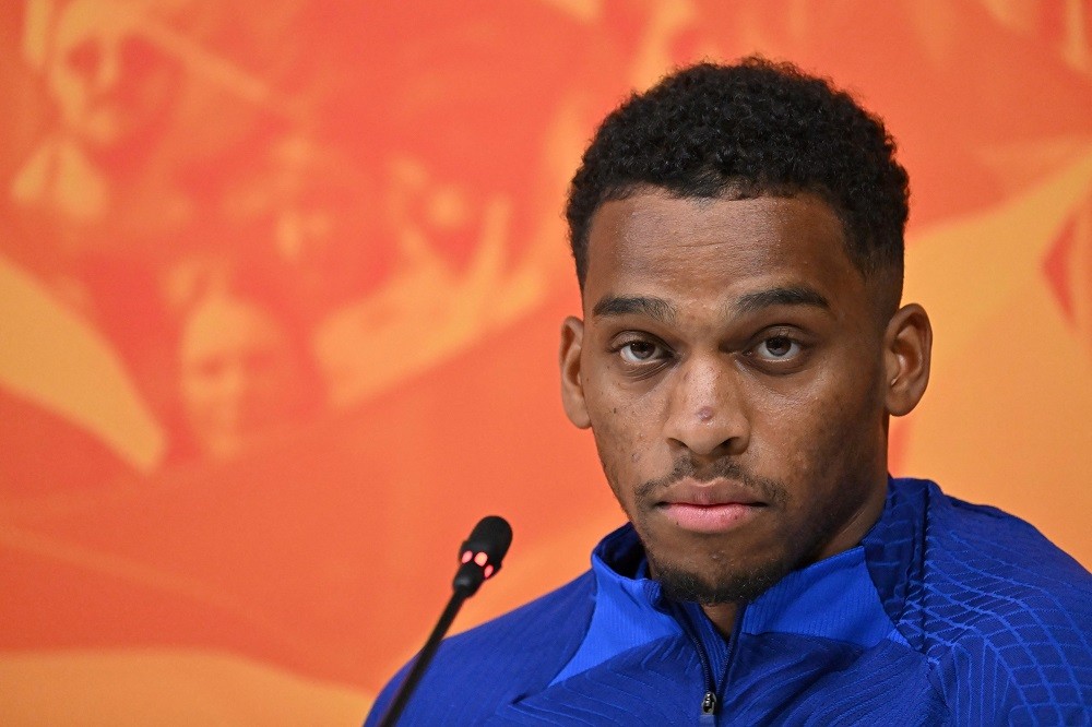 Netherlands' defender Jurrien Timber attends a press conference at Qatar University training sites in Doha on December 6, 2022 during the Qatar 2022 World Cup football tournament. (Photo by ALBERTO PIZZOLI/AFP via Getty Images)