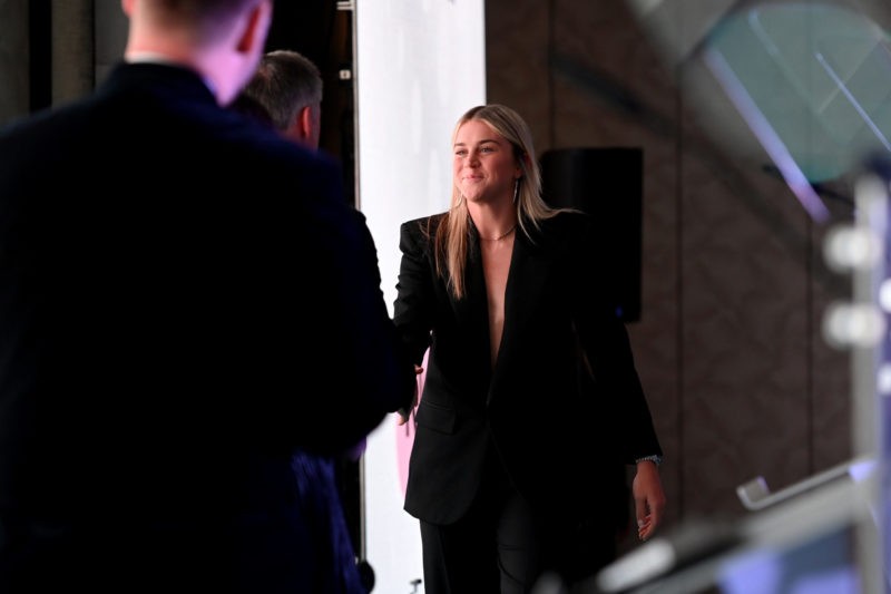 Star Manchester United striker expected to join Arsenal July 1 3 LONDON, ENGLAND - MAY 25: Alessia Russo is awarded Player of the Year during the Women's Football Awards 2023 at Nobu Hotel on May 25, 2023 in London, England. (Photo by Kate Green/Getty Images)