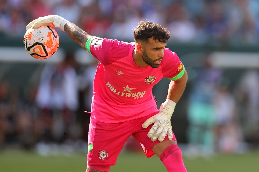 PHILADELPHIA, PENNSYLVANIA: David Raya #1 of Brentford FC in action against Fulham FC during a Premier League Summer Series match at Lincoln Financial Field on July 23, 2023. (Photo by Mike Stobe/Getty Images)