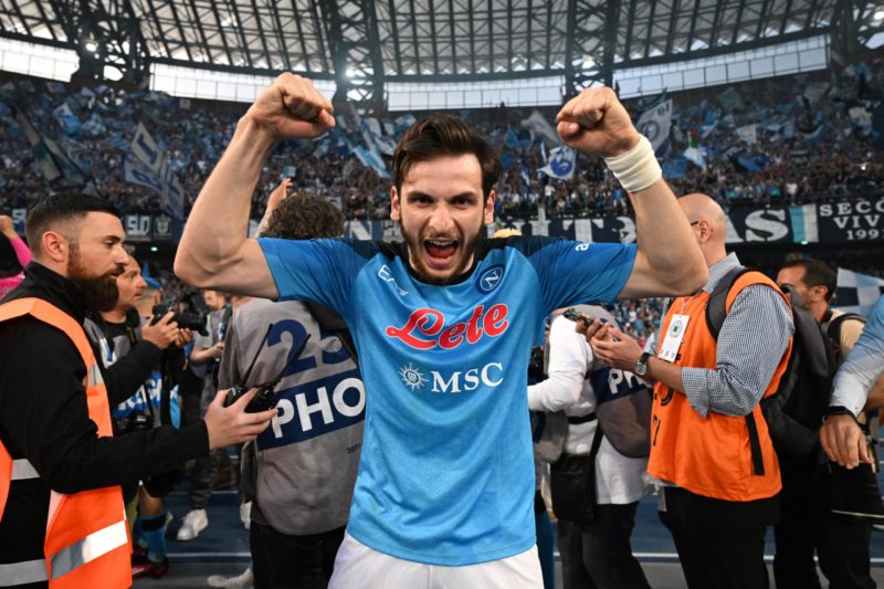 NAPLES, ITALY - MAY 07: Khvicha Kvaratskhelia of SSC Napoli celebrates victory after the Serie A match between SSC Napoli and ACF Fiorentina at Sta...