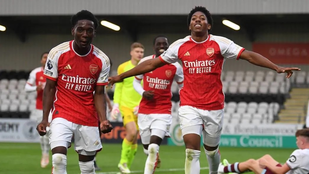 The Arsenal u21s celebrate a goal against West Ham (Photo via Arsenal.com)