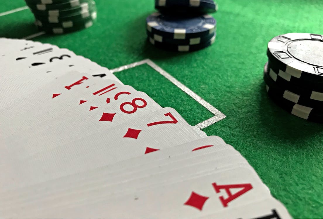poker betting football