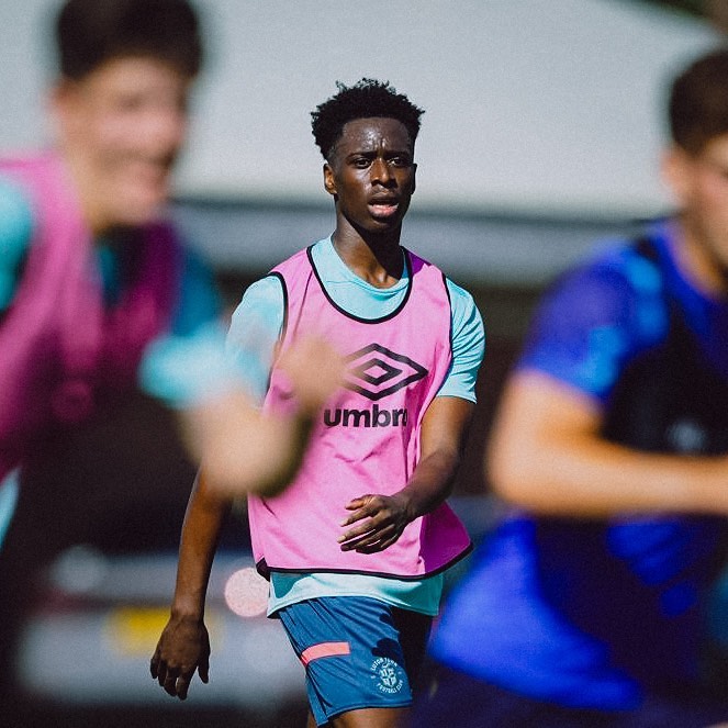 Arsenal's loanees hit by injury crisis 3 Albert Sambi Lokonga with Luton Town (Photo via Lokonga on Instagram)