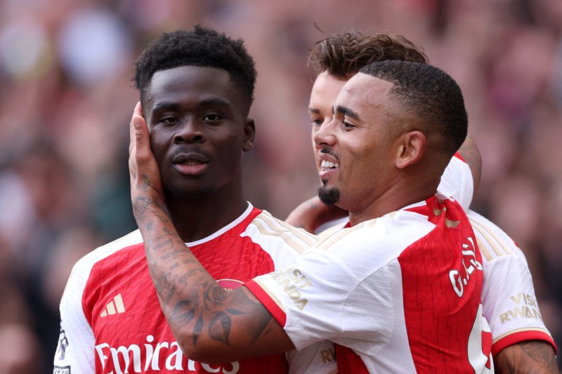 LONDON, ENGLAND - SEPTEMBER 24: Bukayo Saka of Arsenal celebrates after scoring the team's second goal from the penalty spot during the Premier League match between Arsenal FC and Tottenham Hotspur at Emirates Stadium on September 24, 2023 in London, England. (Photo by Alex Pantling/Getty Images)