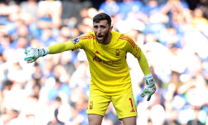 LONDON, ENGLAND - SEPTEMBER 02: Matt Turner of Nottingham Forest issues instructions during the Premier League match between Chelsea FC and Notting...