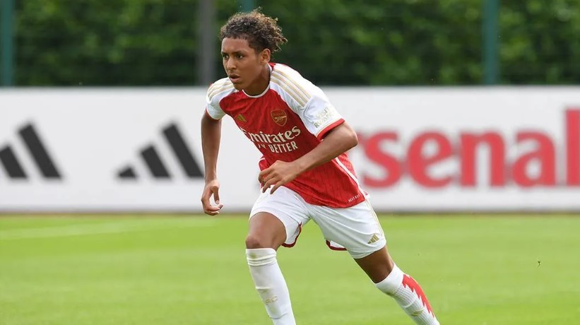 Cam'ron Ismail with Arsenal (Photo via Arsenal.com)