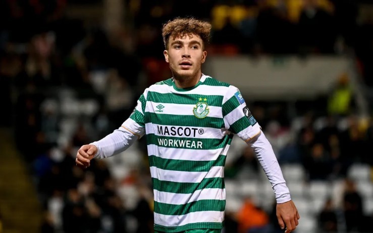 Arsenal pursue star Irish teenager 3 Naj Razi playing for Shamrock Rovers (Photo via TheSun.ie)
