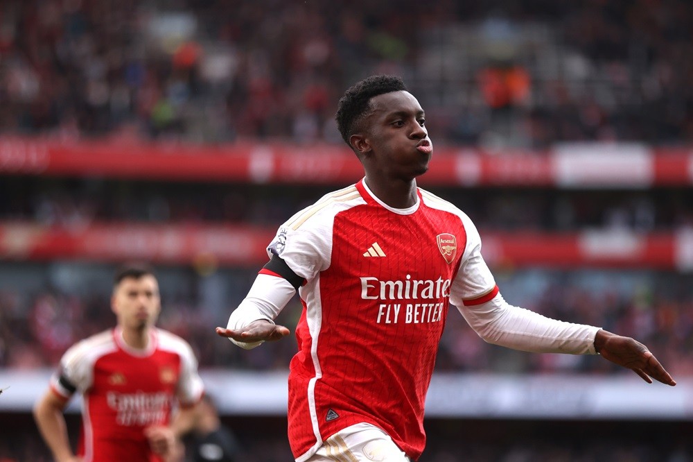 LONDON, ENGLAND: Eddie Nketiah of Arsenal celebrates after scoring the team's second goal during the Premier League match between Arsenal FC and Sh...