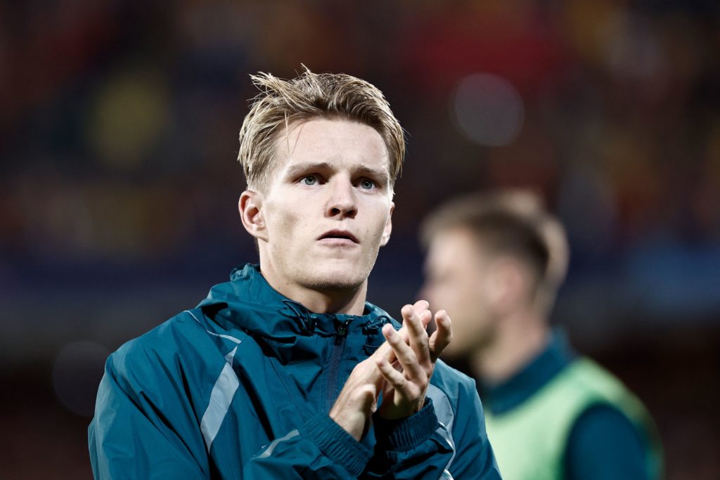 Martin Odegaard expected injury return date set 4 Arsenal's Norwegian midfielder #08 Martin Odegaard reacts after losing the UEFA Champions League Group B first leg football match between RC Lens and Arsenal FC at the Bollaert Stadium in Lens, northern France, on October 3, 2023. (Photo by SAMEER AL-DOUMY/AFP via Getty Images)